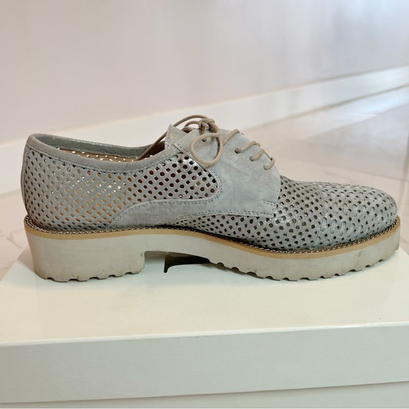 ITALIAN Luca Grossi Sparkly Gray Suede Silver Lace-Up Shoes - Picture 13 of 16